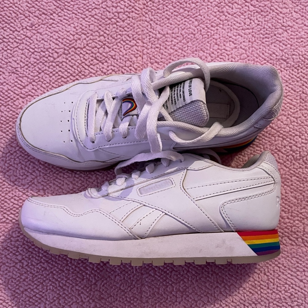 Reebok All Types of Love men’s sneakers